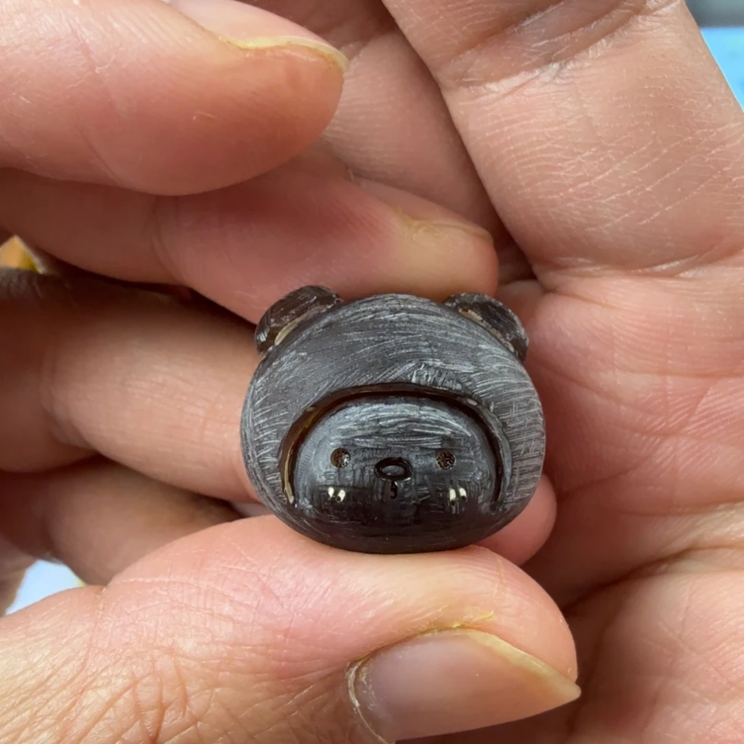 鹿***谌琥珀未镶嵌珠宝奇石