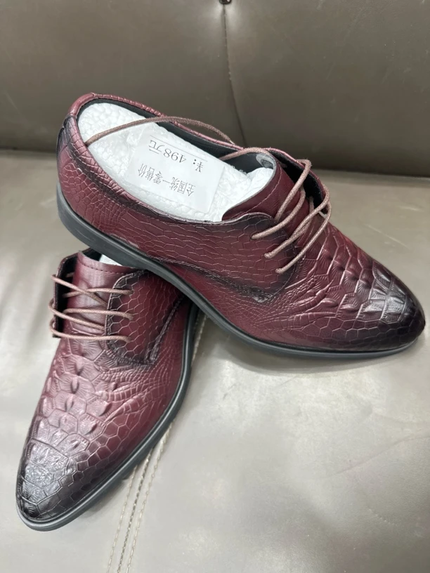 平跟休闲皮鞋百搭低跟鞋子压花皮休闲正装