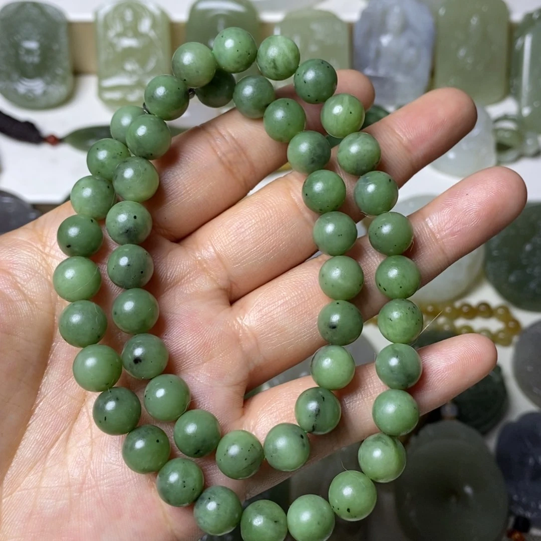 和田玉未镶嵌颈饰兰*