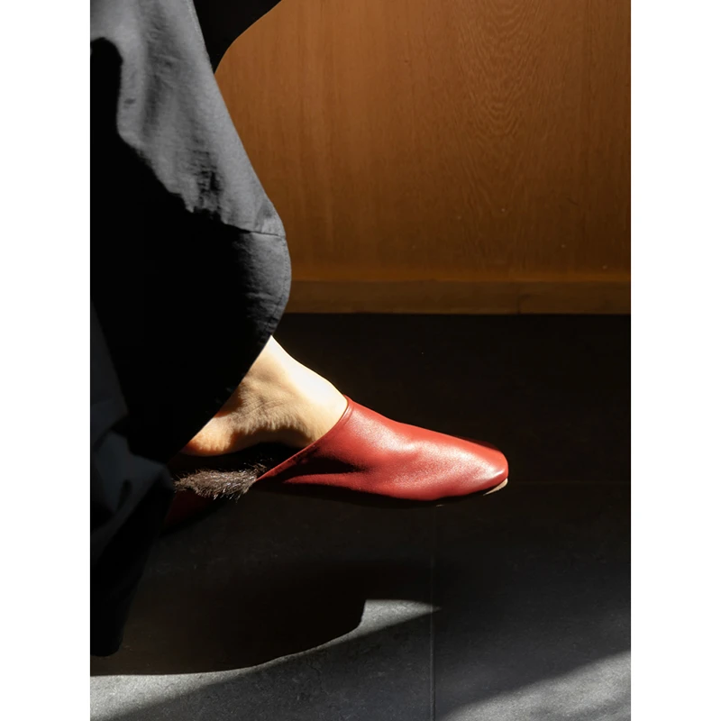 若奈 新年红Burgundy爱尔兰小羊皮+貂毛防滑静音可外穿家居拖鞋