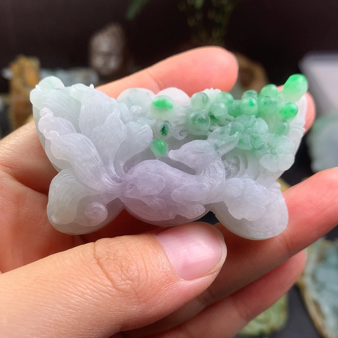 定制翡翠未镶嵌九尾狐