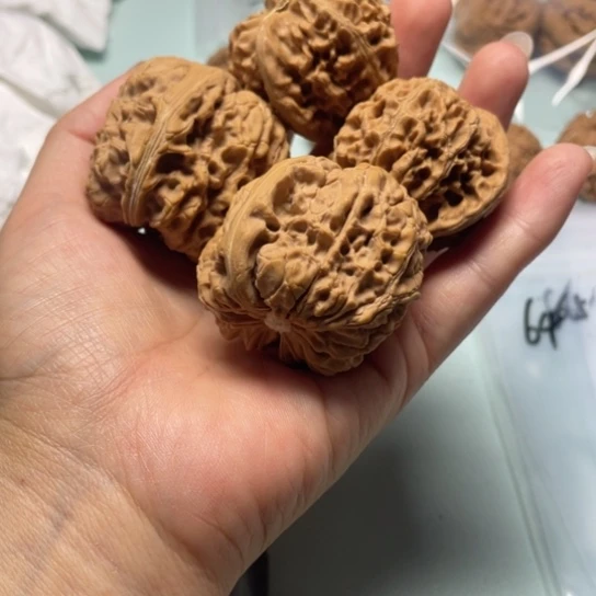 嘿***嘿吊坠文玩核桃2对64