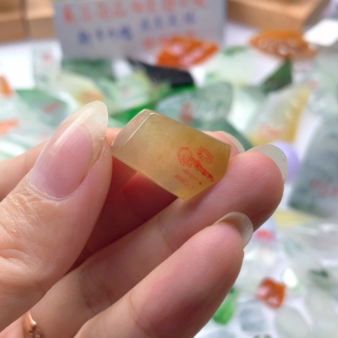 定制翡翠未镶嵌天然缅甸翡翠