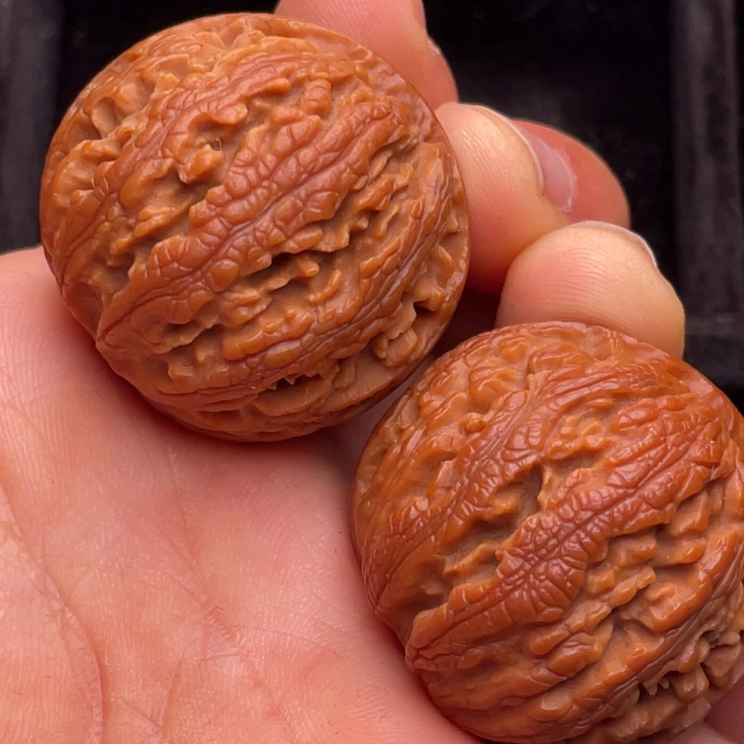 文玩核桃把件秦岭山脉核桃