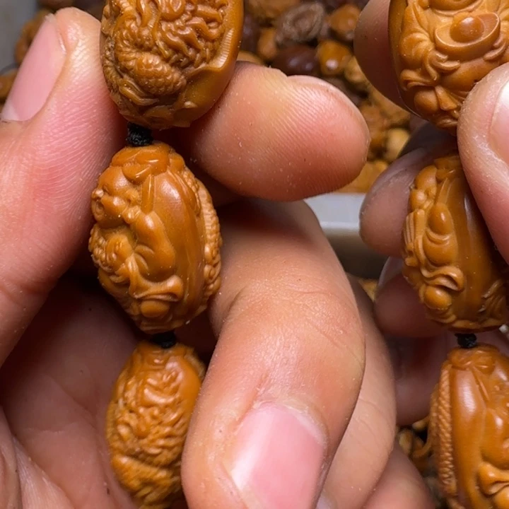 手串橄榄核我是你