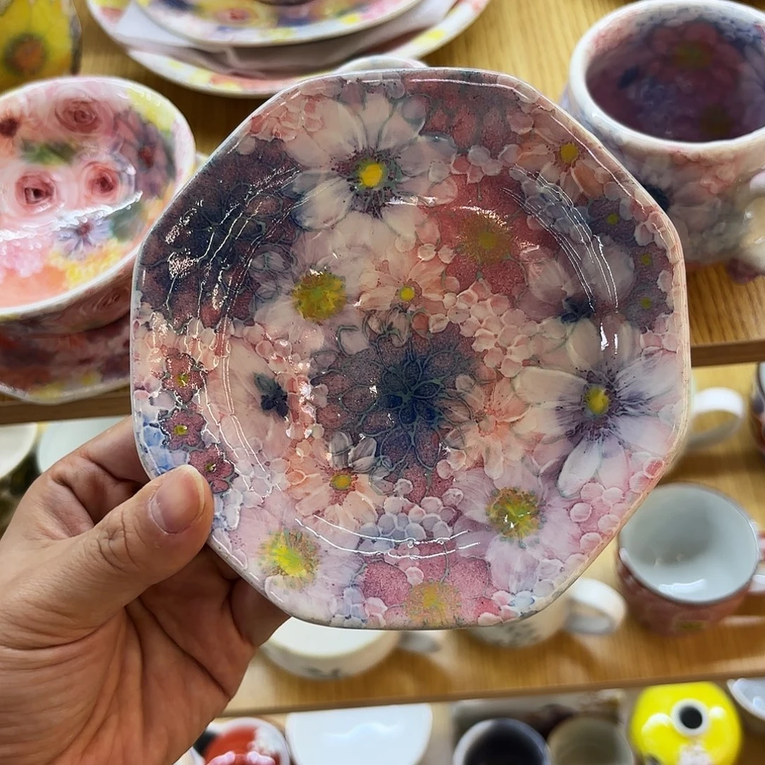 瓷野村晃子。