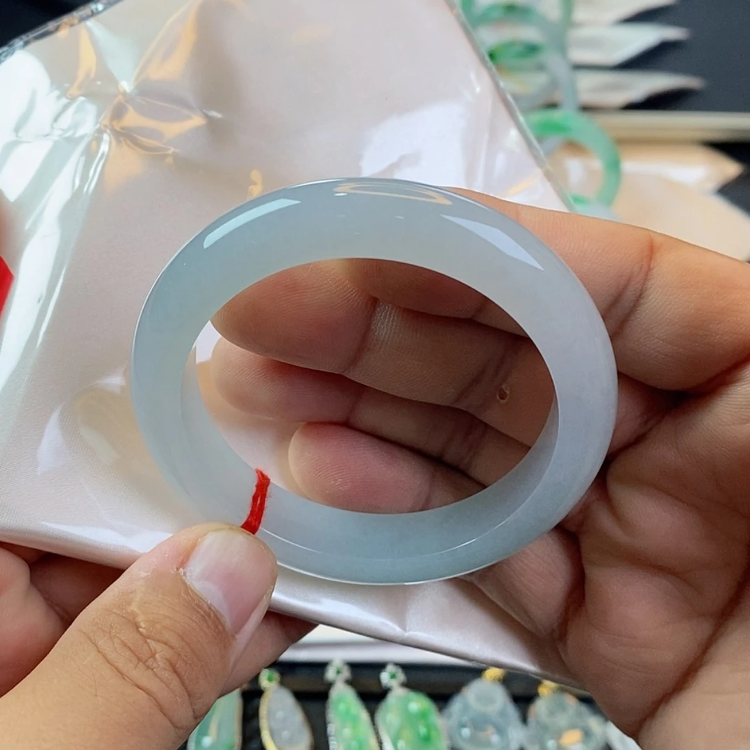 【闪购商品】未镶嵌手镯翡翠