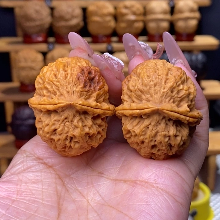 文玩核桃把件七星绣球71号40尺