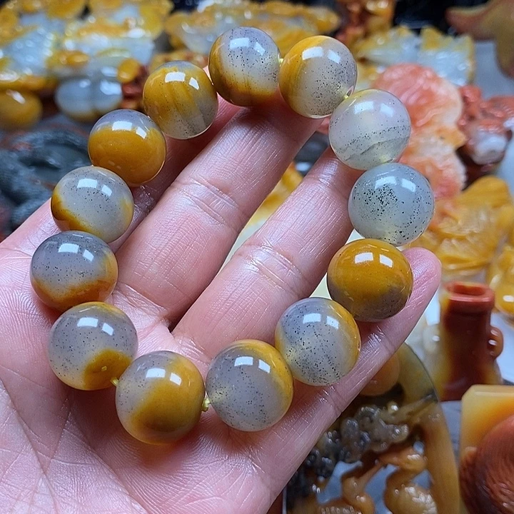 石英质玉（黄龙玉）合金颈饰
