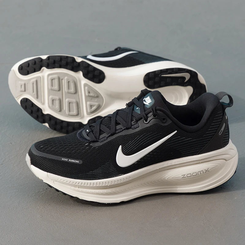 耐克NIKE女鞋2025新款Vomero18缓震耐磨透气网面低帮运动鞋跑步鞋