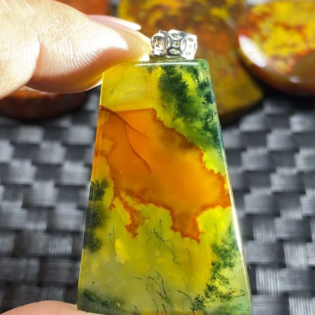 玛瑙/玉髓挂件未镶嵌