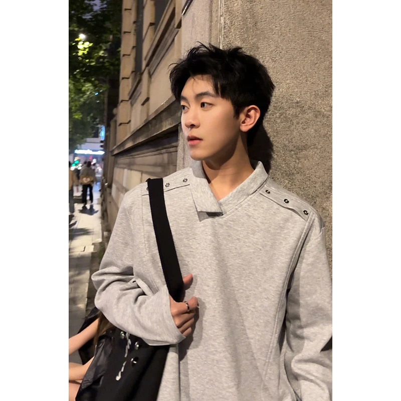 V37美式设计感不规则翻领长袖卫衣男秋高街潮牌cleanfit情侣上衣