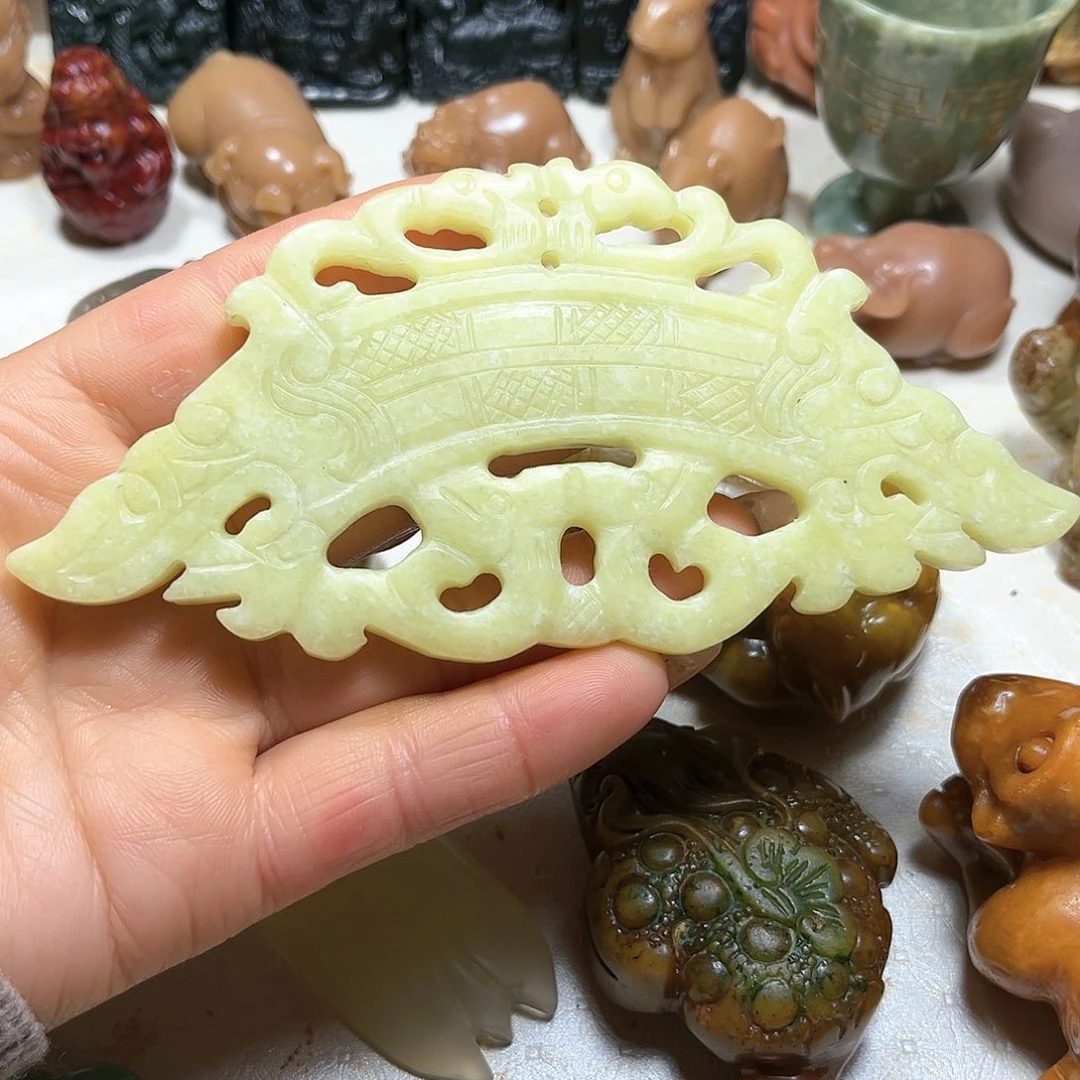 白玉菩提吊坠白玉菩提吊坠