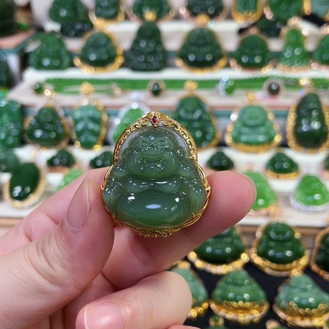 颈饰18K金镶嵌和田玉（碧玉）猫眼佛公30mm