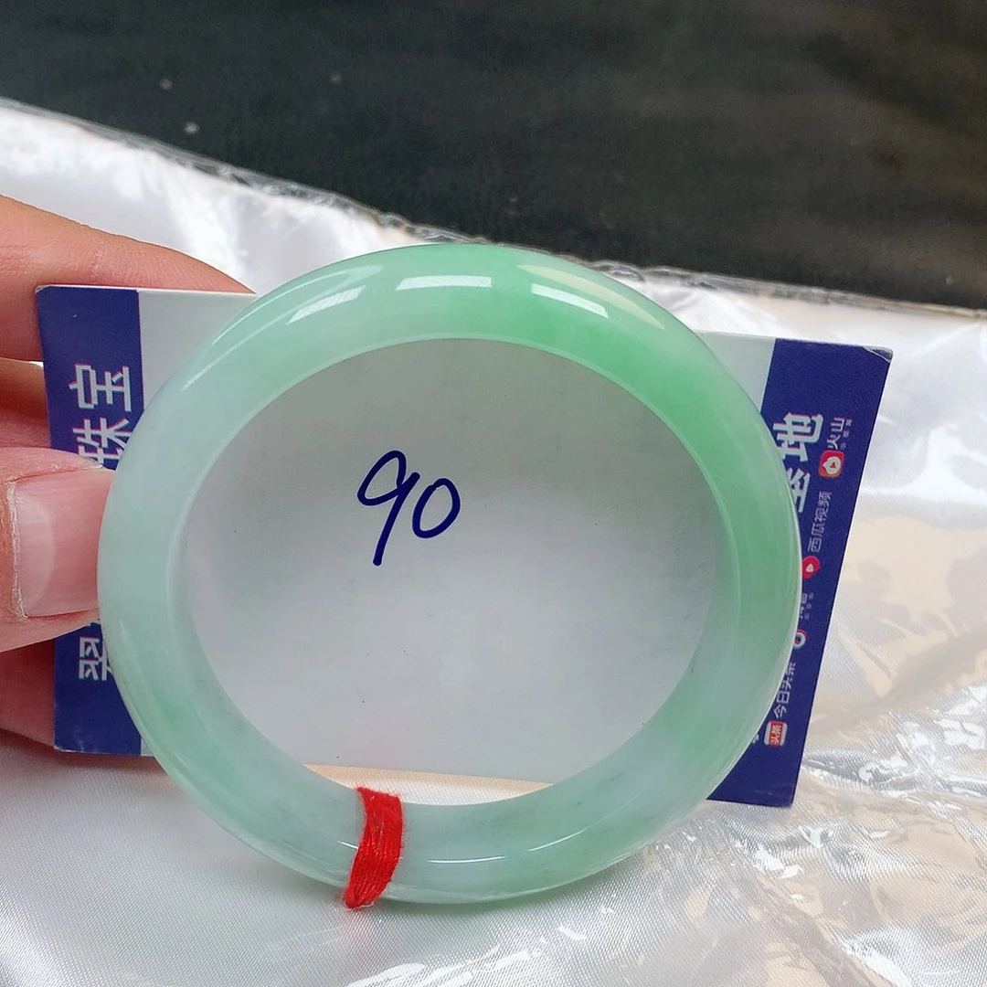 翡翠手镯未镶嵌90号
