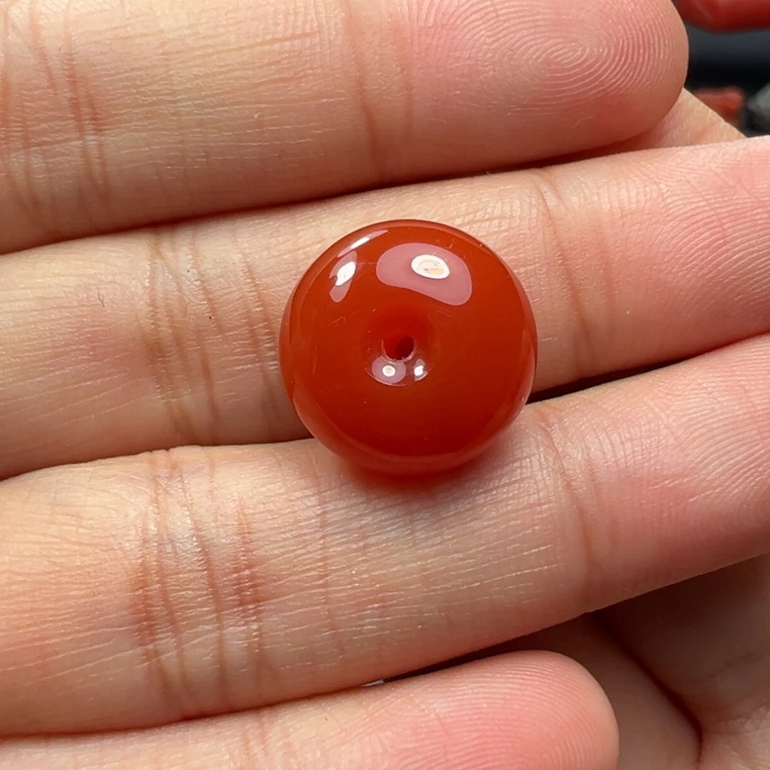 南红玛瑙扣子未镶嵌