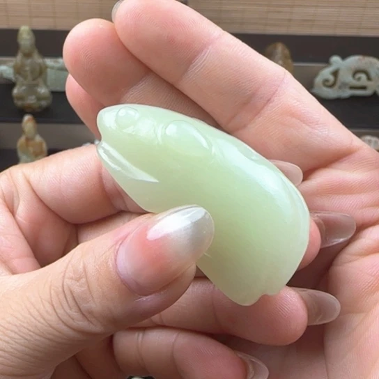 和田玉（糖玉）未镶嵌颈饰