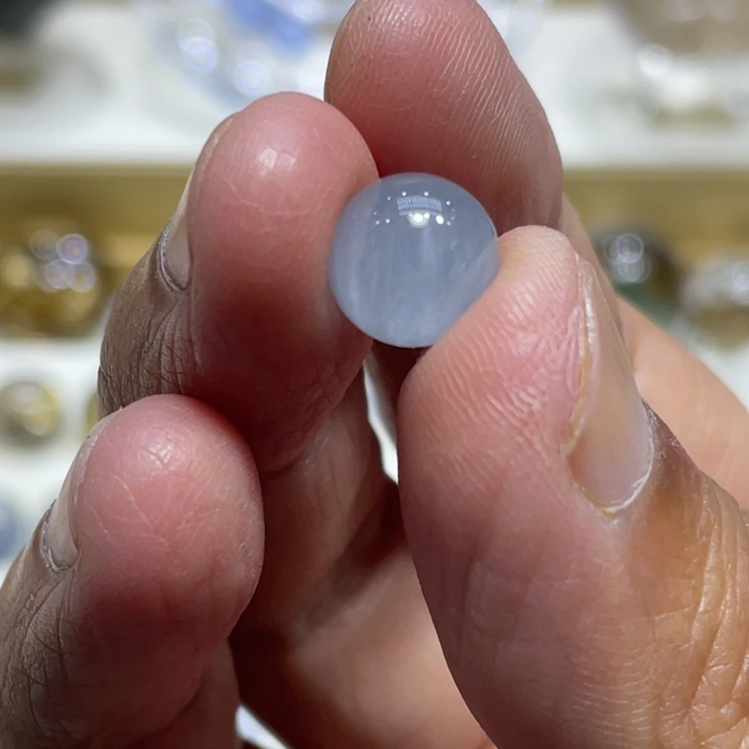 中***锅水晶未镶嵌珠宝半成品