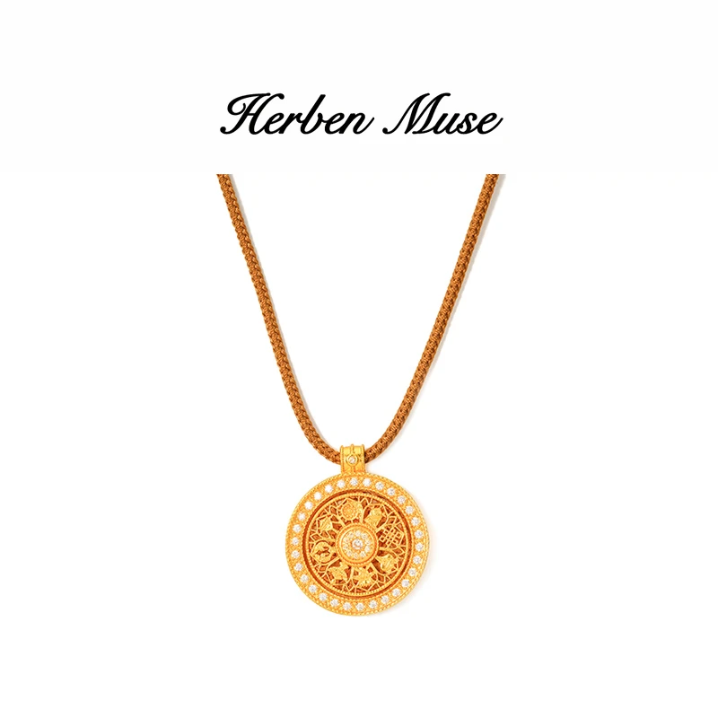 HERBEN MUSE 合金合成锆石吊坠 新中式八宝罗盘镂空坠链