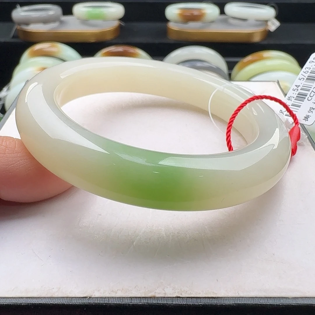 未镶嵌手镯和田玉54.5