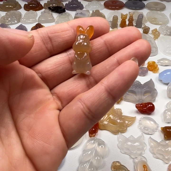 玛瑙/玉髓未镶嵌颈饰