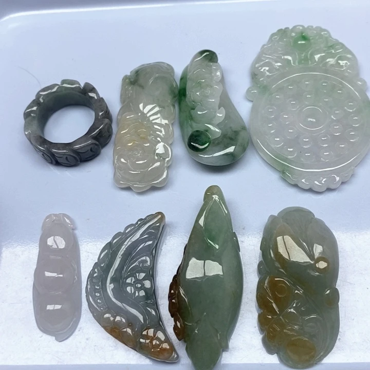 G***U翡翠未镶嵌颈饰天然缅甸翡翠