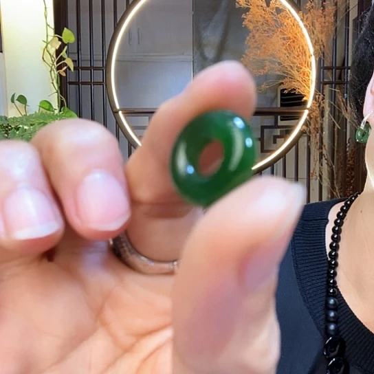 和田玉未镶嵌车挂