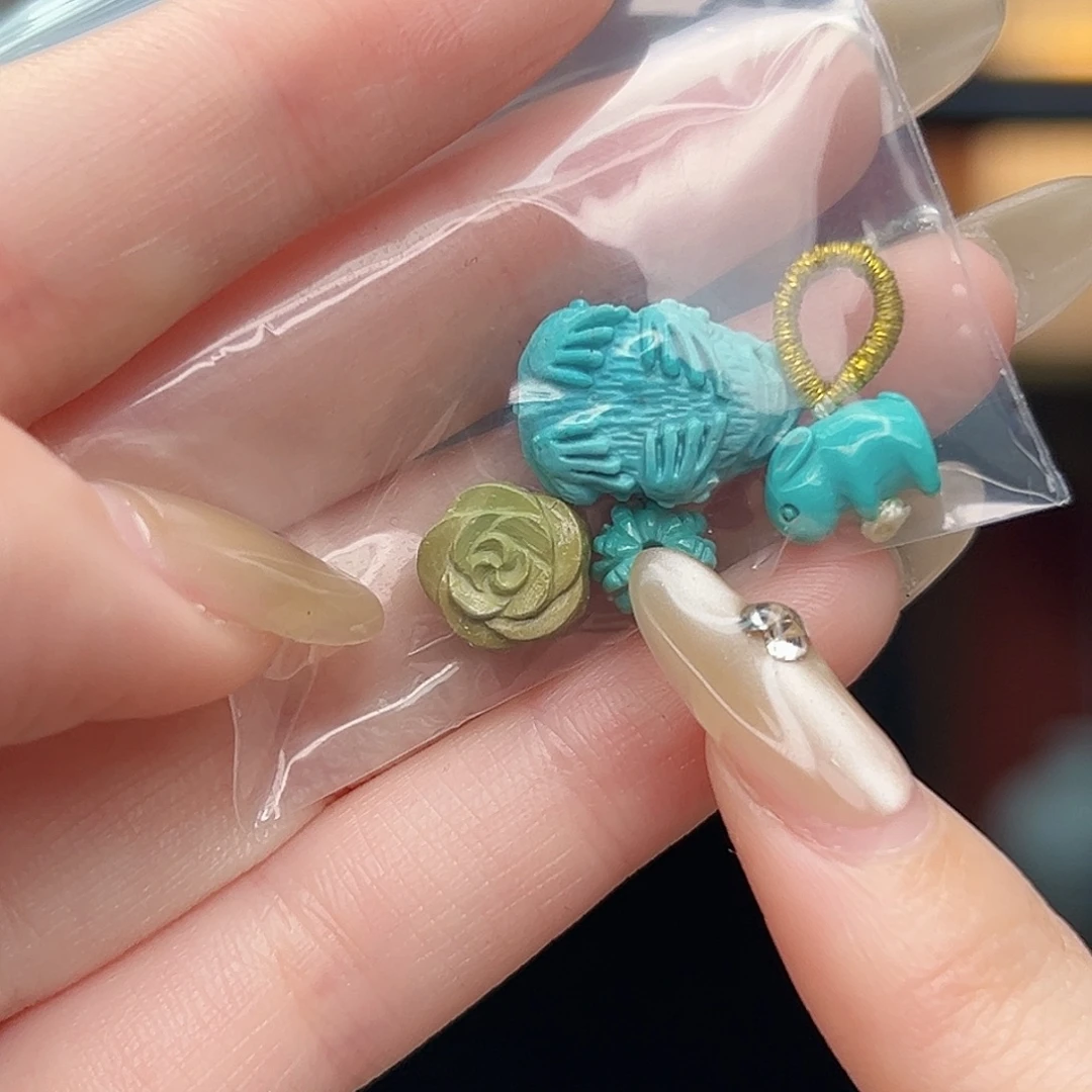 未镶嵌绿松石珠宝奇石