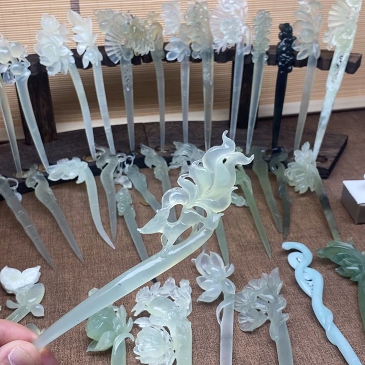 蛇纹石玉未镶嵌发簪