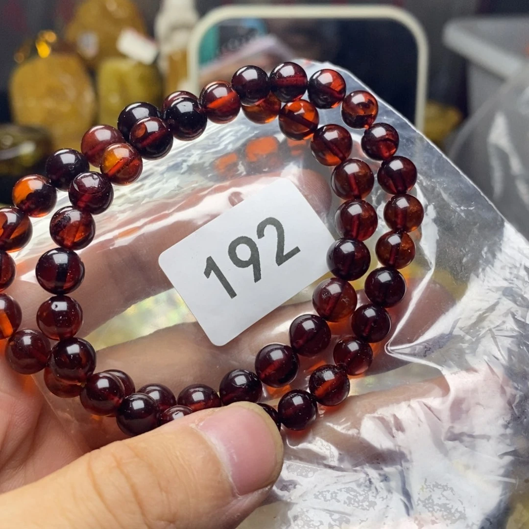 未镶嵌琥珀珠宝奇石