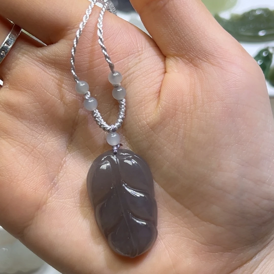 ****信和田玉未镶嵌颈饰