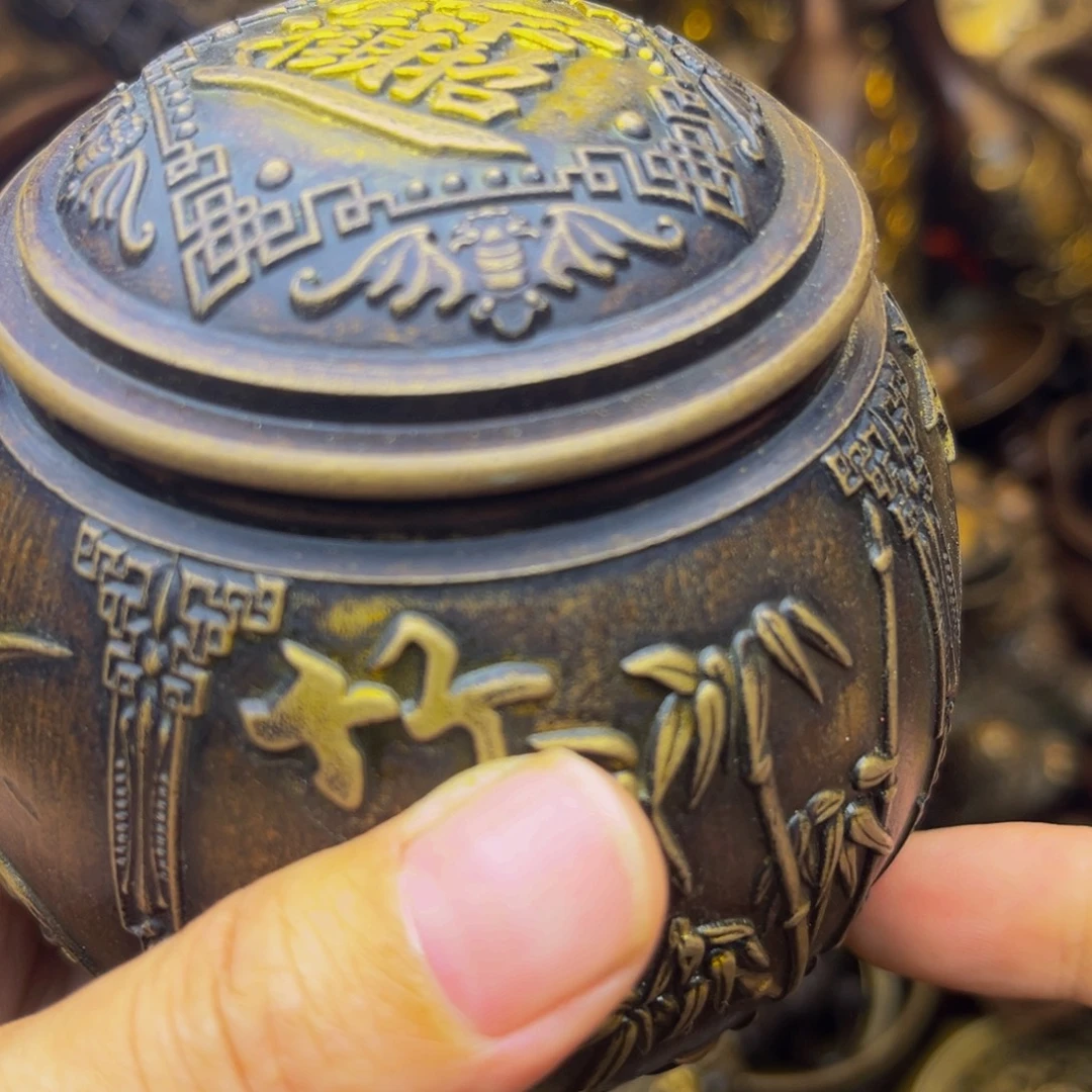 精美铜器点击下单