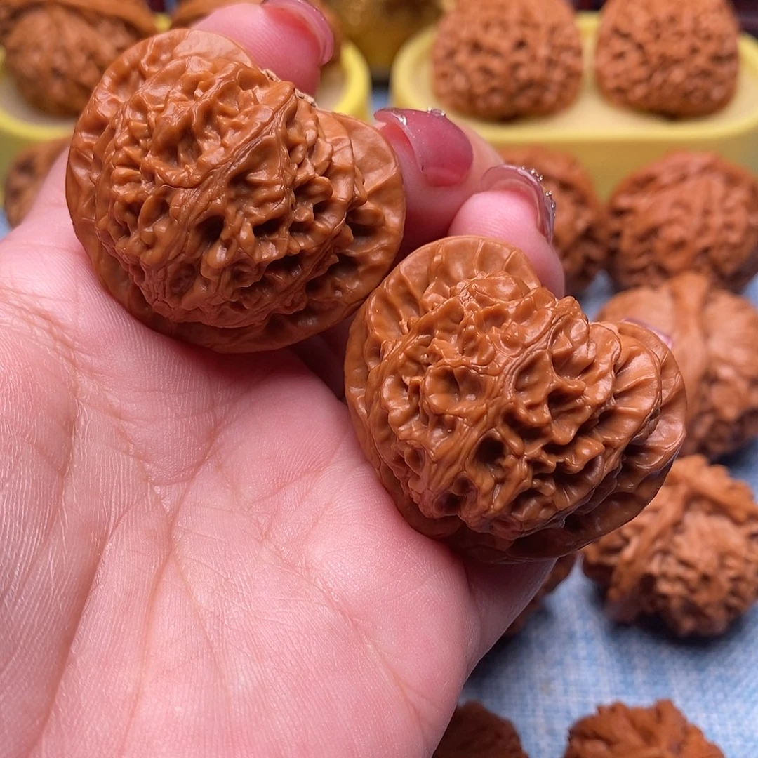 把件文玩核桃毕业桃心宫灯42尺全品