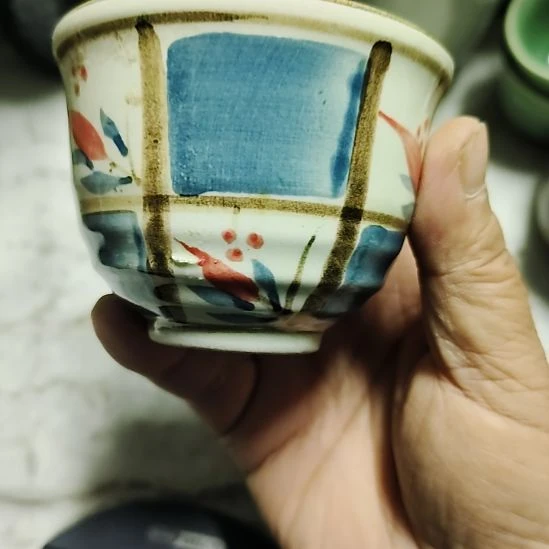 瓷片五厂，七厂各种摆件，瓷片，均有瑕疵！