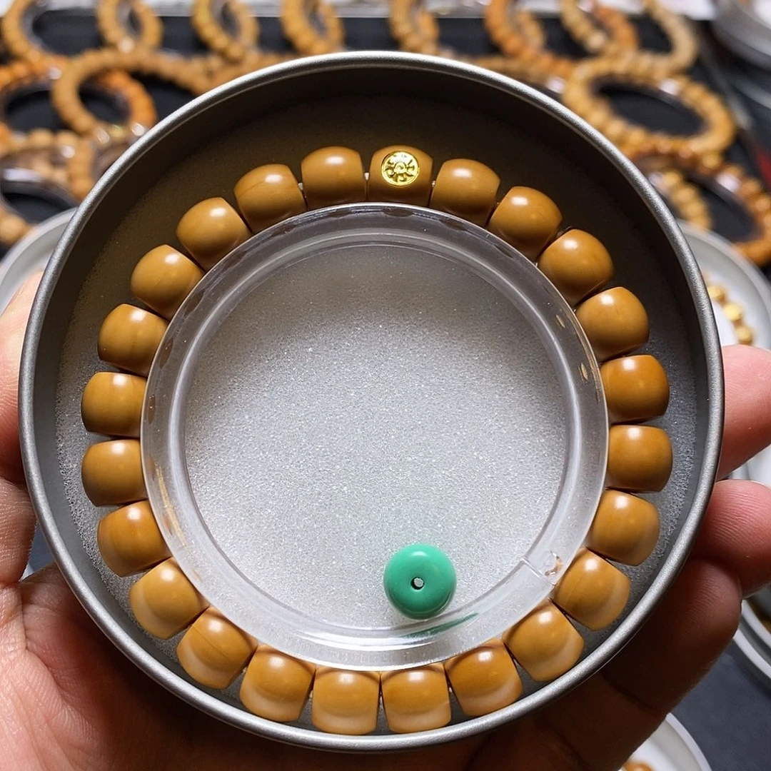 猴头核桃手串18k金标毕业直切尺寸9+全品50号