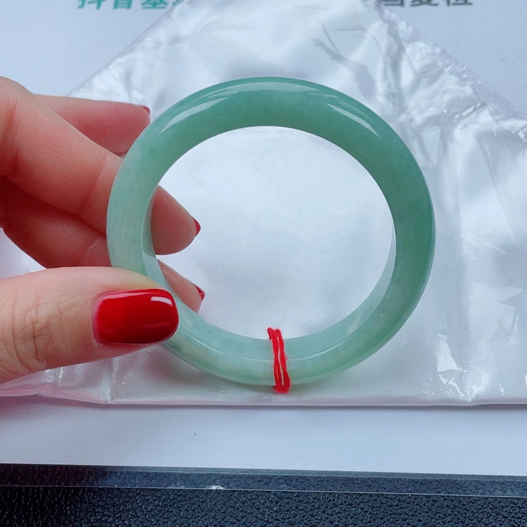 翡翠未镶嵌手镯圈口54.8宽12:6厚8.5