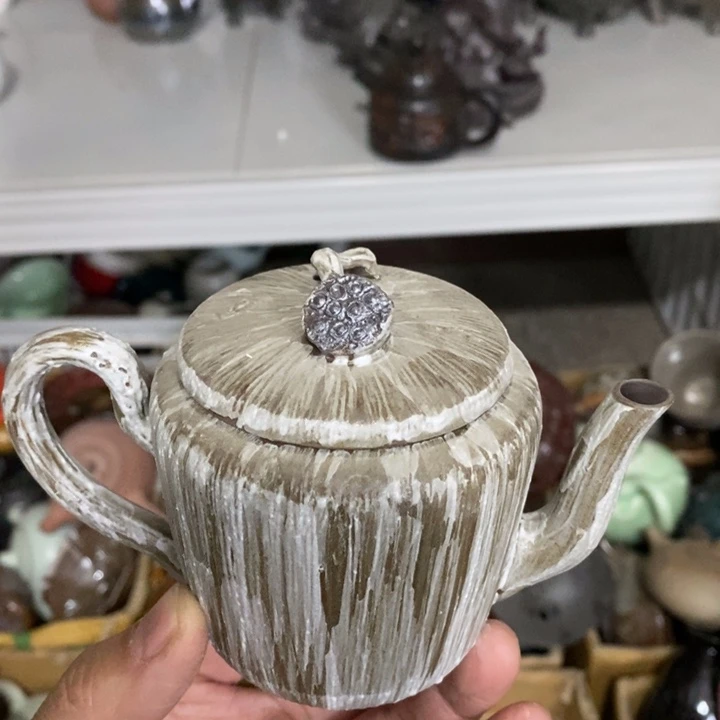 陶瓷艺术品及陶瓷壶