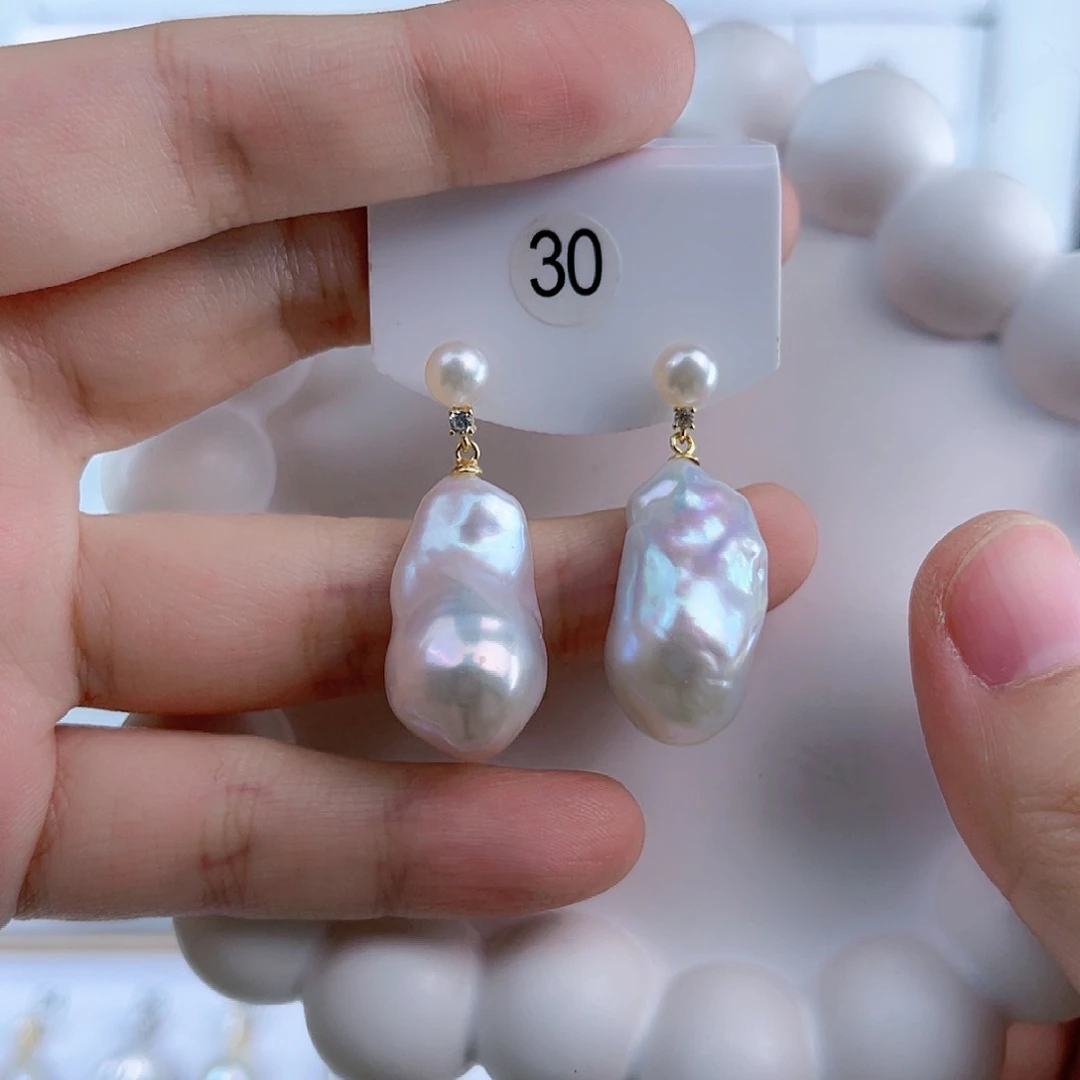 淡水珍珠耳饰未镶嵌小*球