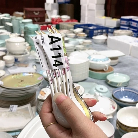 瓷114小勺10个………………