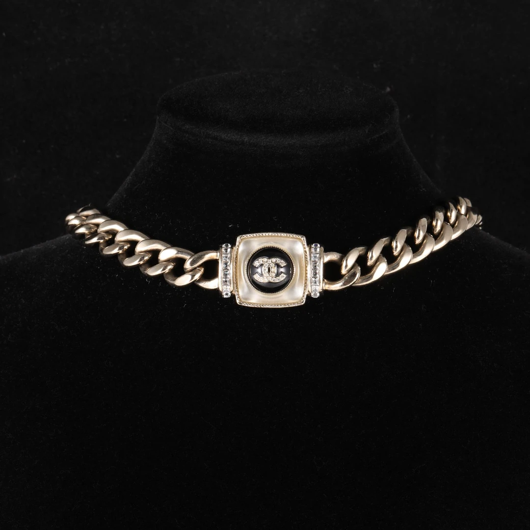 99新 Chanel/香奈儿 花花 22C 双C 方糖 纽扣 古巴链 Choker 项链