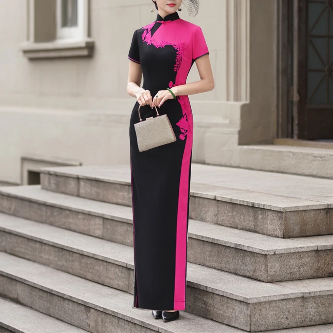 2025新款时尚玫红撞色拼接改良版年轻款旗袍演出服女大码走秀旗袍