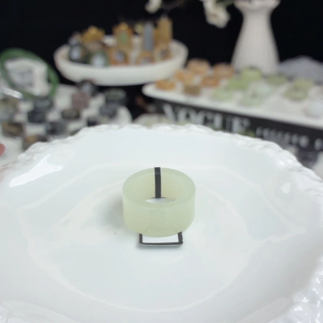 和田玉（糖玉）未镶嵌戒指Q62晴水直切16.0不退换10-11码