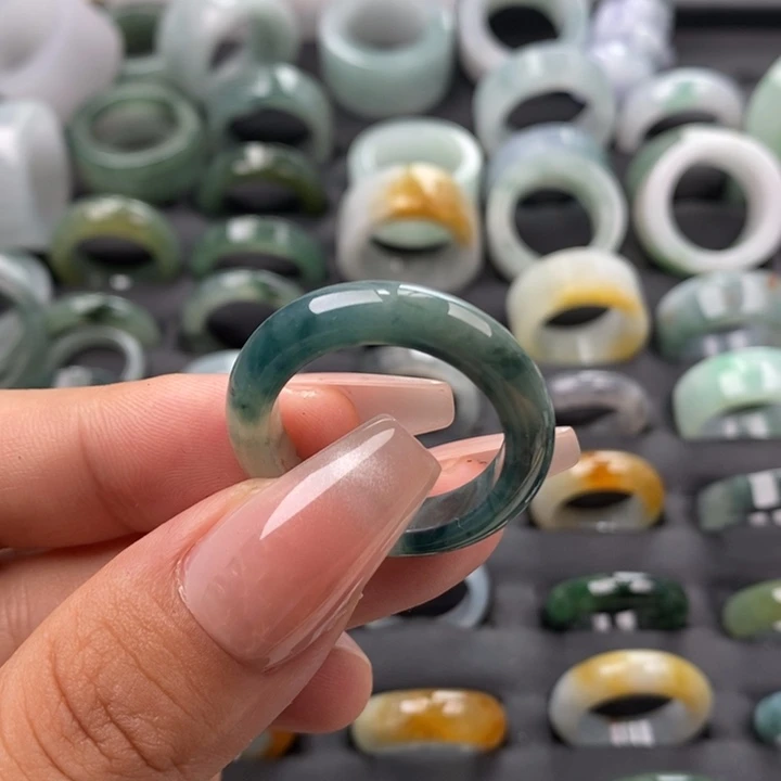 未镶嵌戒指翡翠翡翠