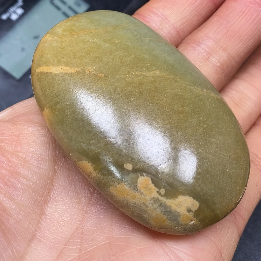 和田玉未镶嵌珠宝奇石