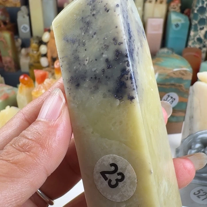 青田石印石丝裂印石章料……