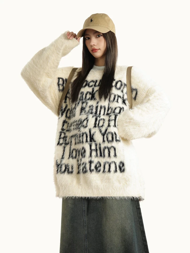 美式满印黑色字母慵懒风毛衣