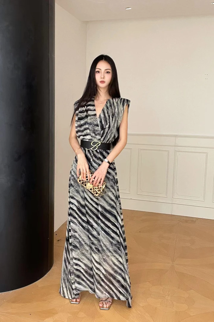 【C350-359】橙橙定制浮力女装性感显瘦气质