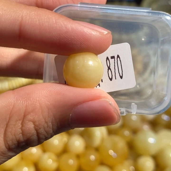 琥珀未镶嵌珠宝奇石870