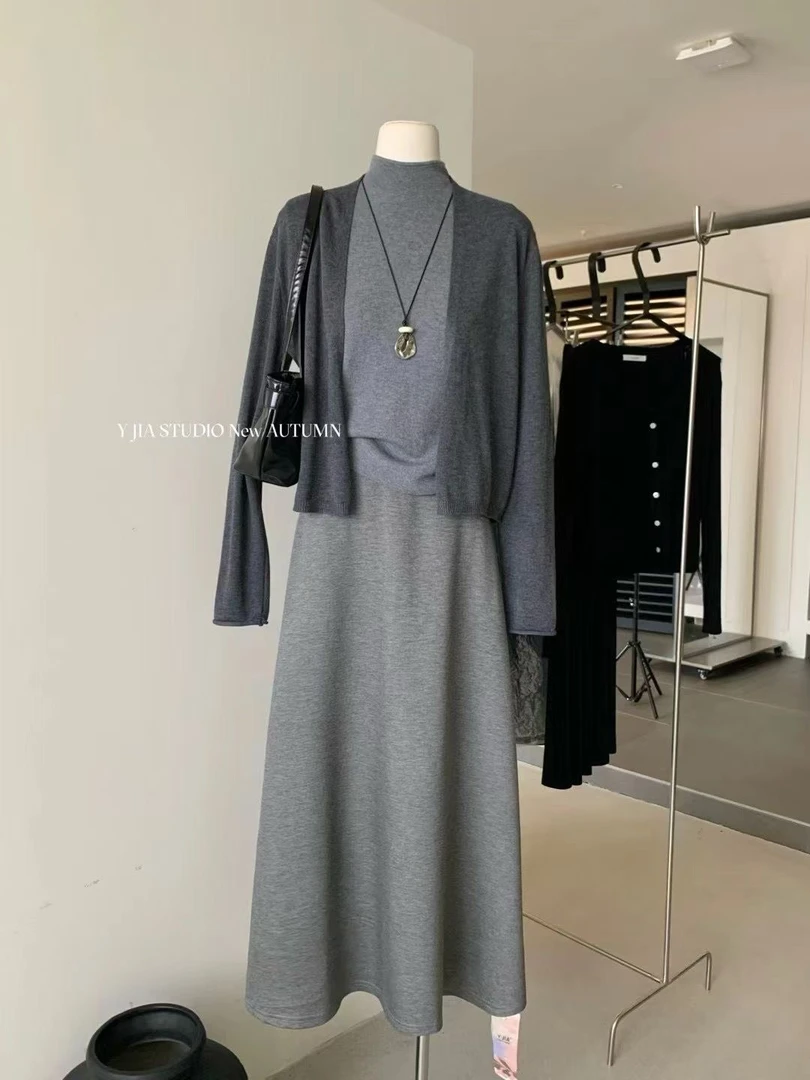 恩妮家 韩系休闲简约纯色显瘦针织开衫背心半裙三件套