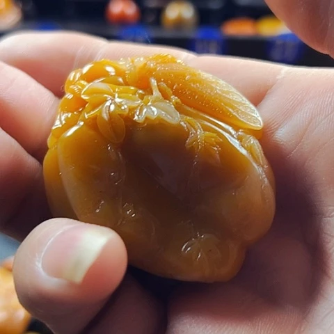 田黄石好*在田黄石手件